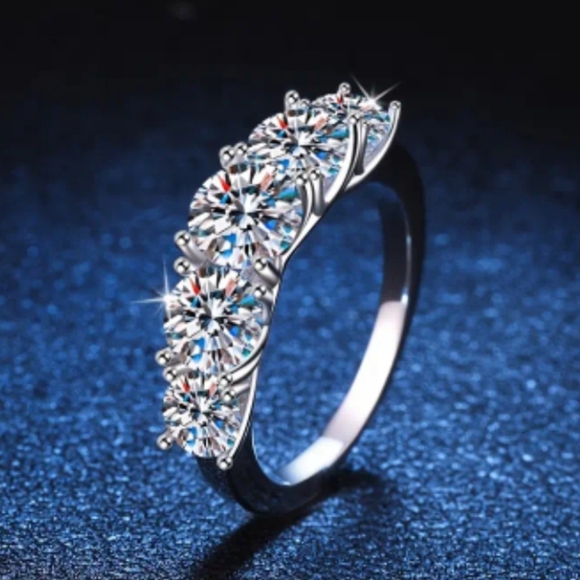 3.6Ct Moissanite S925 Sterling Silver Ring Women's Moissanite Lined Ring - Picture 1 of 8